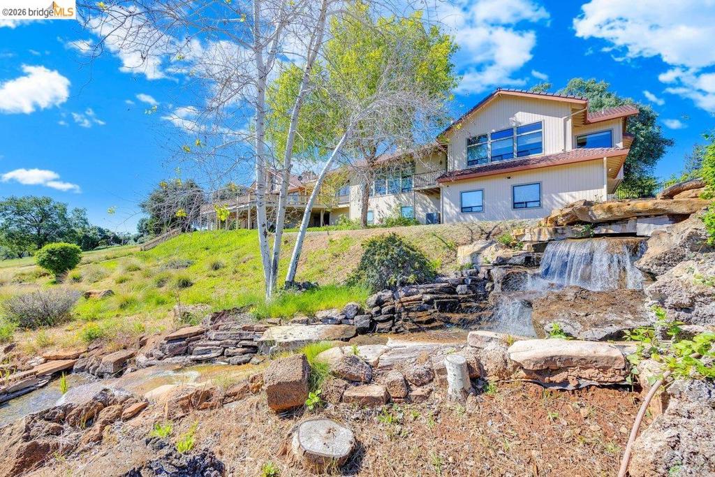 13700 Clements Rd, Groveland, CA 95321
