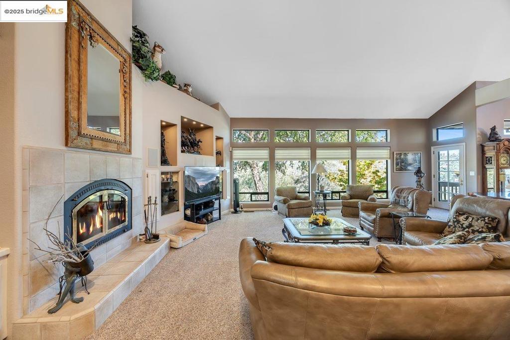 13700 Clements Rd, Groveland, CA 95321