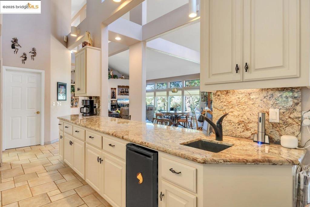 13700 Clements Rd, Groveland, CA 95321