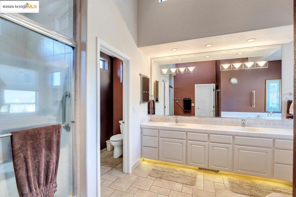 13700 Clements Rd, Groveland, CA 95321