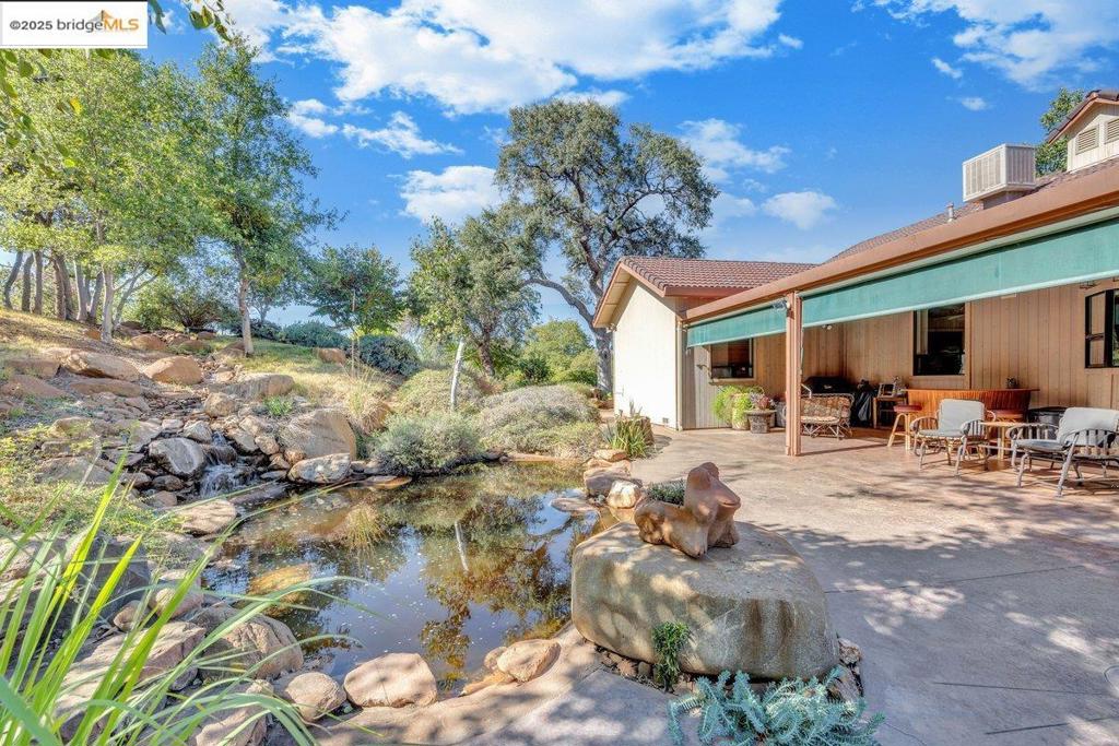 13700 Clements Rd, Groveland, CA 95321