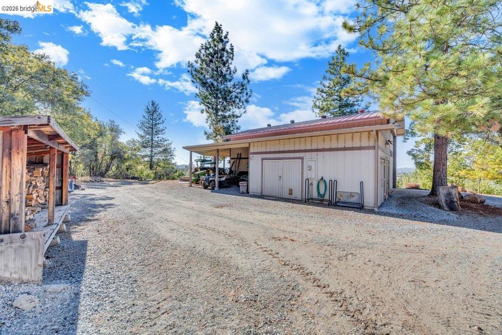 13700 Clements Rd, Groveland, CA 95321