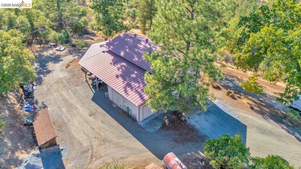 13700 Clements Rd, Groveland, CA 95321