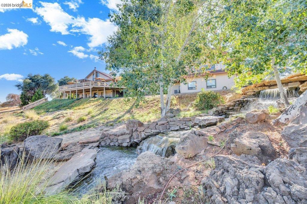 13700 Clements Rd, Groveland, CA 95321