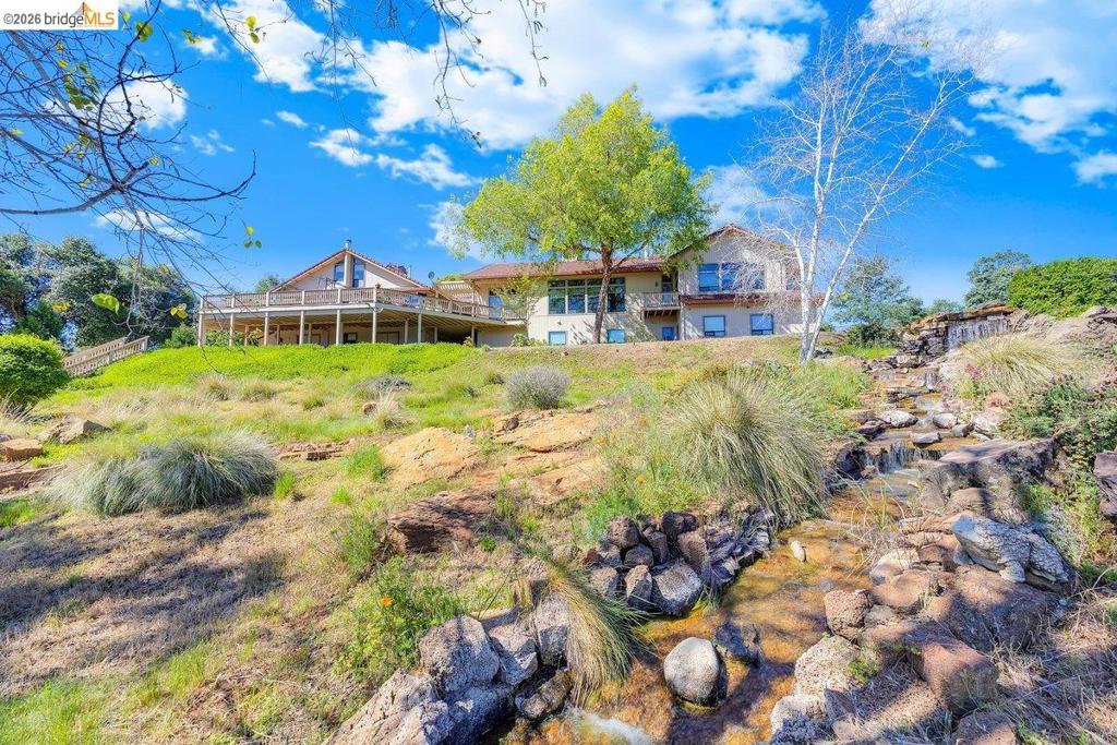 13700 Clements Rd, Groveland, CA 95321