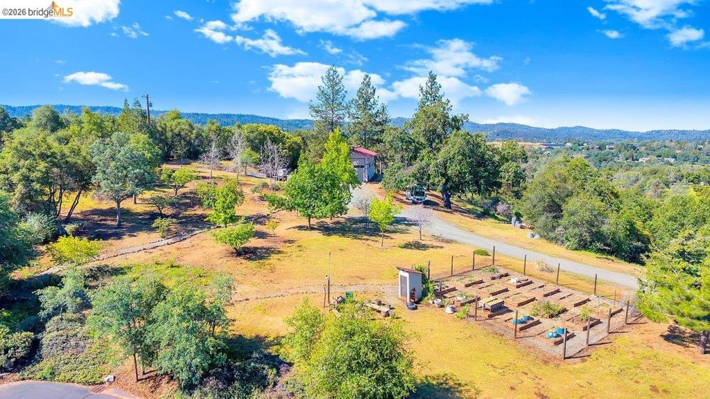 13700 Clements Rd, Groveland, CA 95321