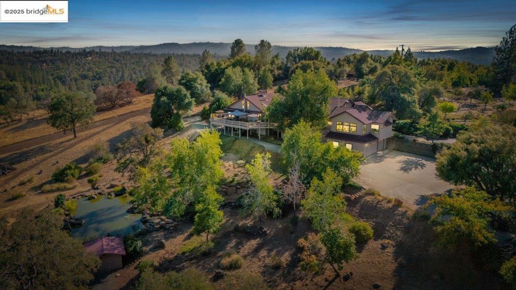 13700 Clements Rd, Groveland, CA 95321