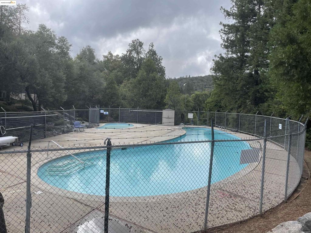 21818 Fallview Dr, Sonora, CA 95370