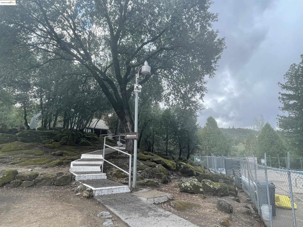 21818 Fallview Dr, Sonora, CA 95370