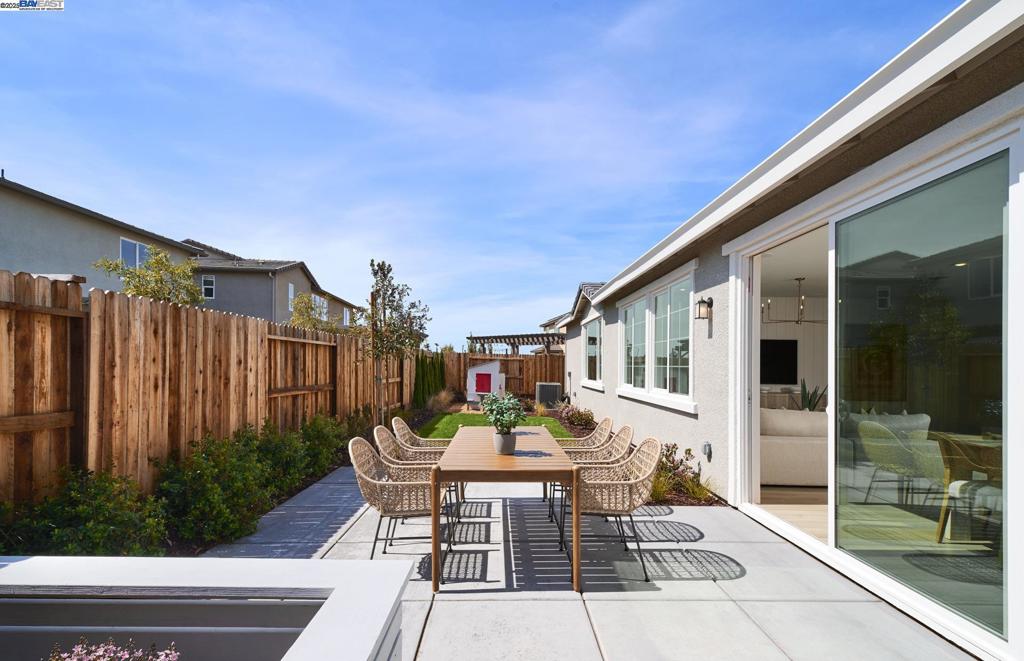 1542 Harvard Way, Manteca, CA 95337