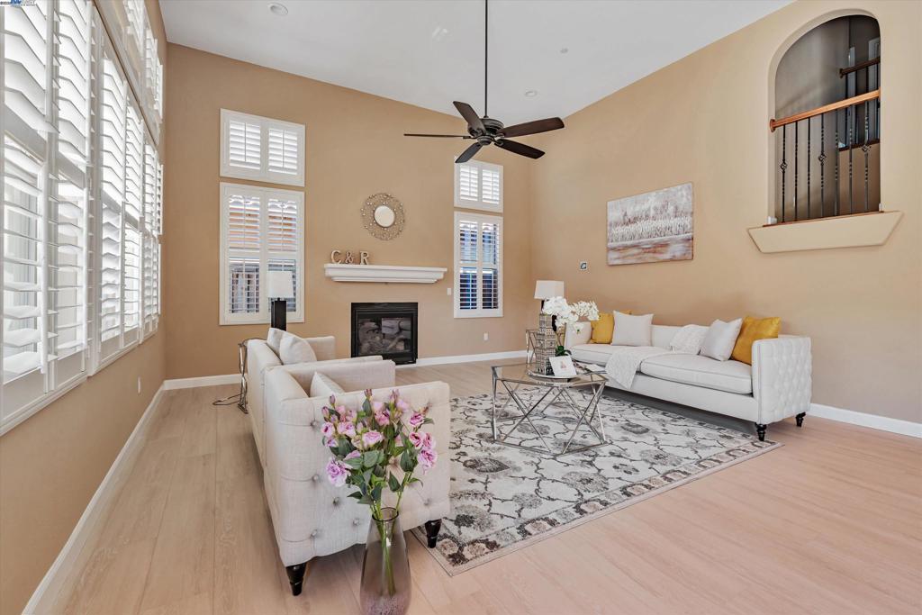 3602 Levanto Way, Manteca, CA 95337