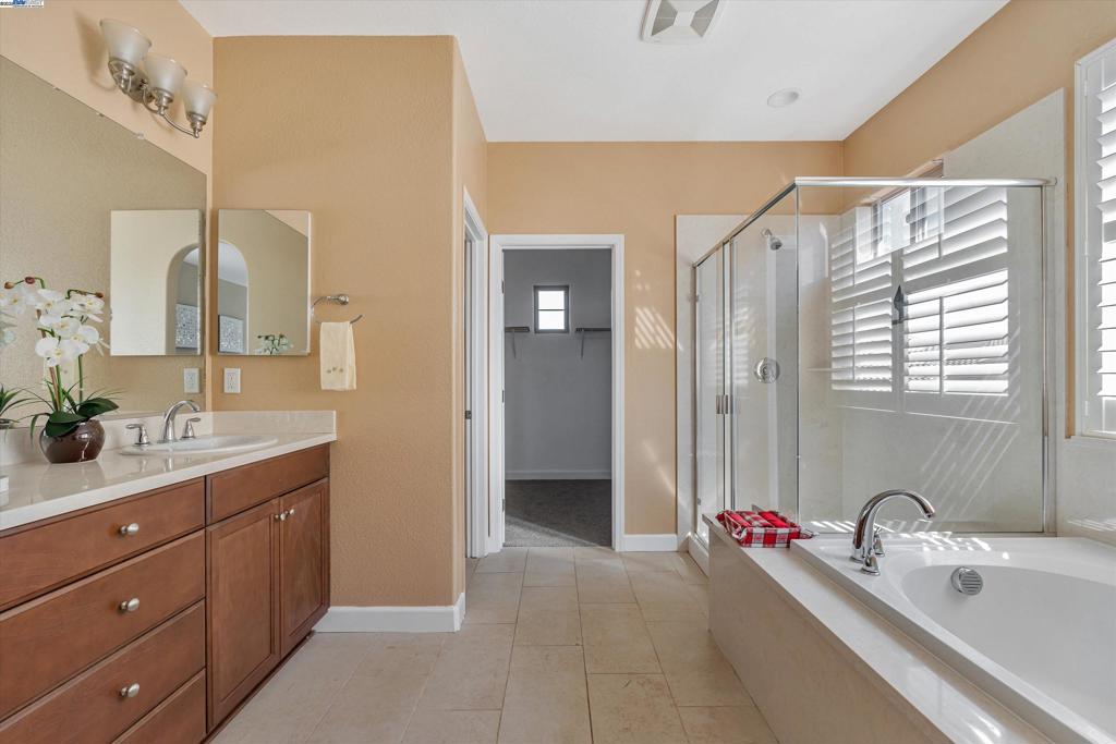 3602 Levanto Way, Manteca, CA 95337