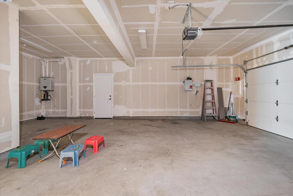 3602 Levanto Way, Manteca, CA 95337