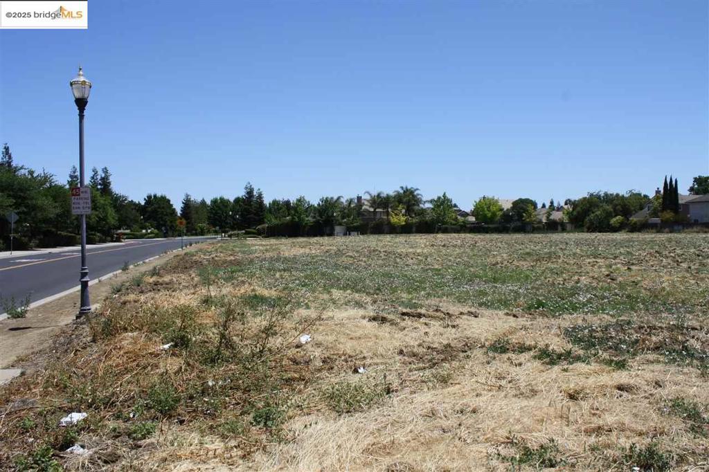 0 Oak St, Brentwood (CC), CA 94513