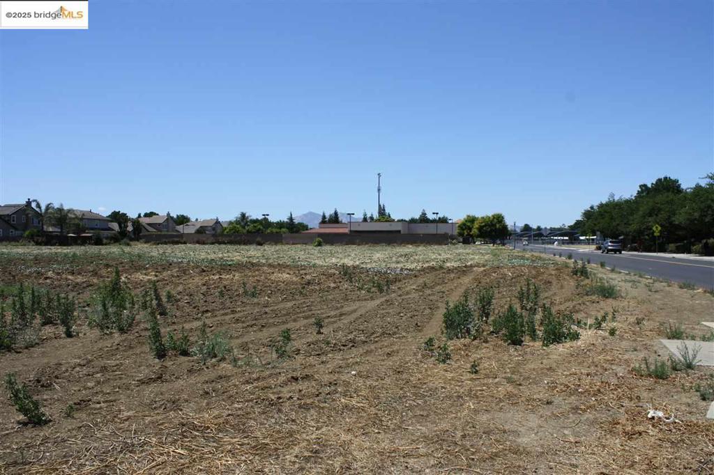 0 Oak St, Brentwood (CC), CA 94513