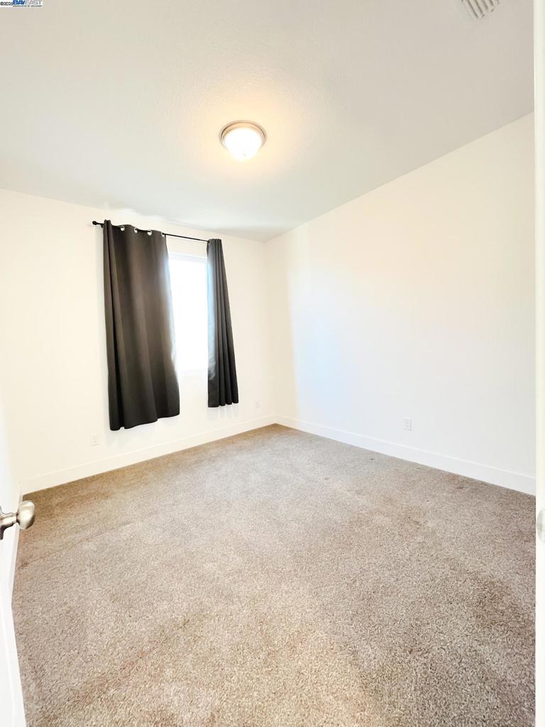 2409 Explorador Dr, Merced, CA 95340