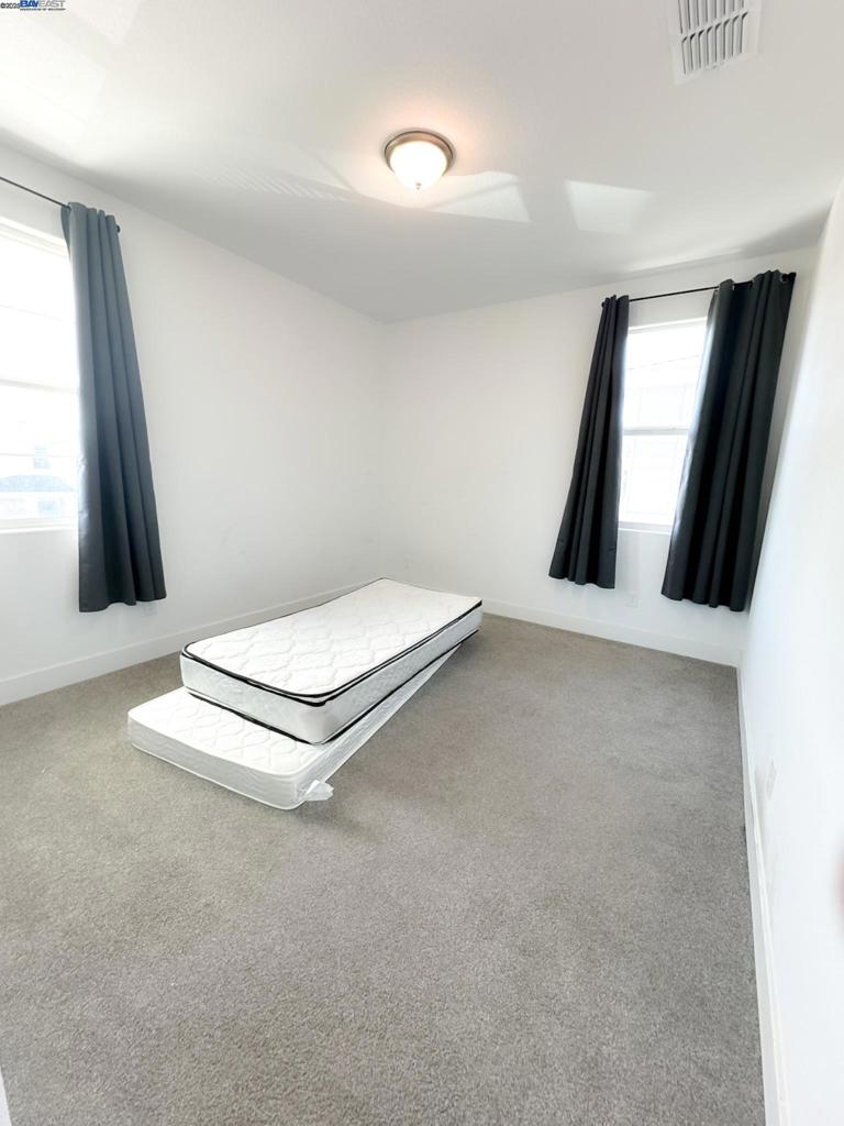 2409 Explorador Dr, Merced, CA 95340