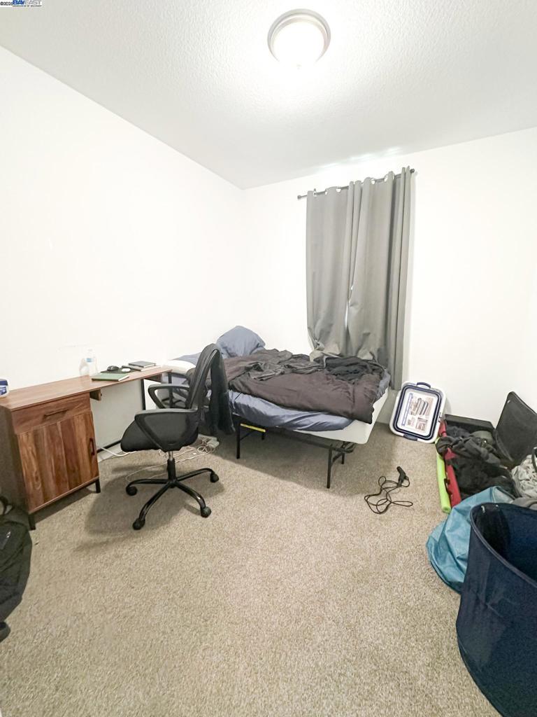 2409 Explorador Dr, Merced, CA 95340