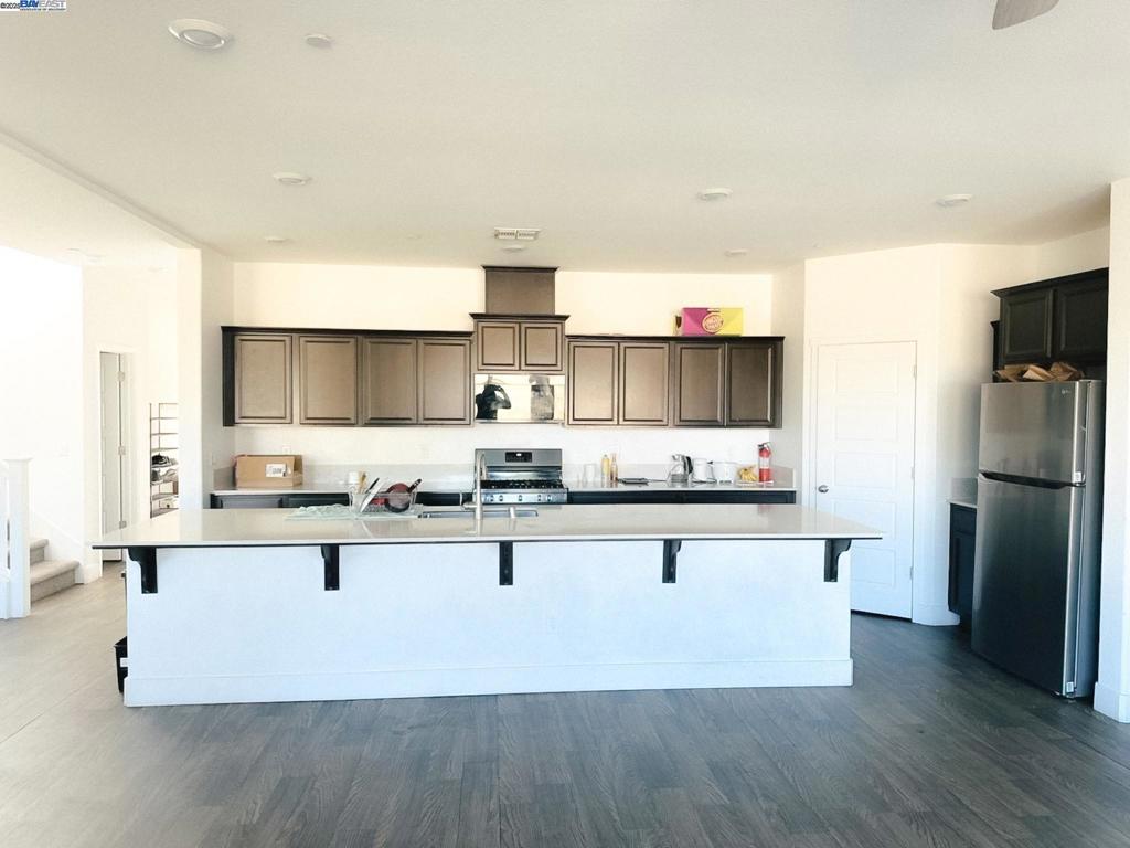 2409 Explorador Dr, Merced, CA 95340