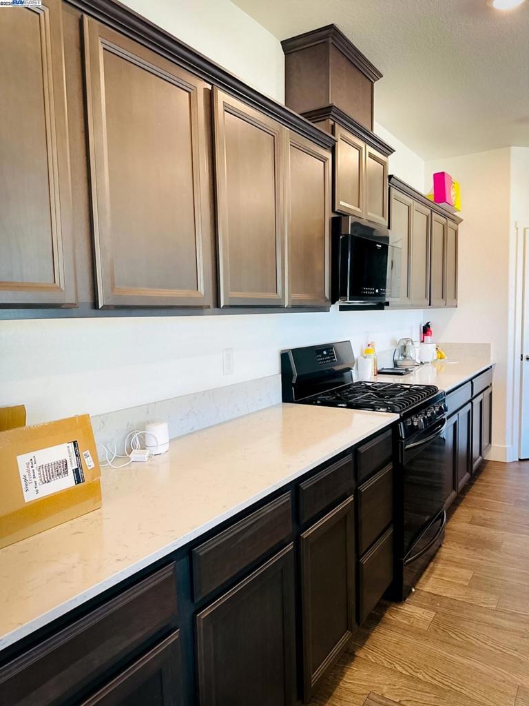 2409 Explorador Dr, Merced, CA 95340