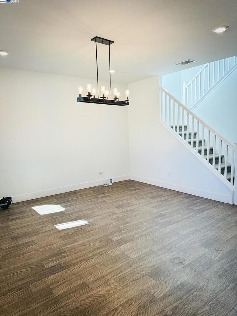 2409 Explorador Dr, Merced, CA 95340