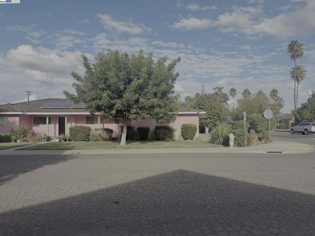 701 701 N 3Rd St, Patterson, CA 95363