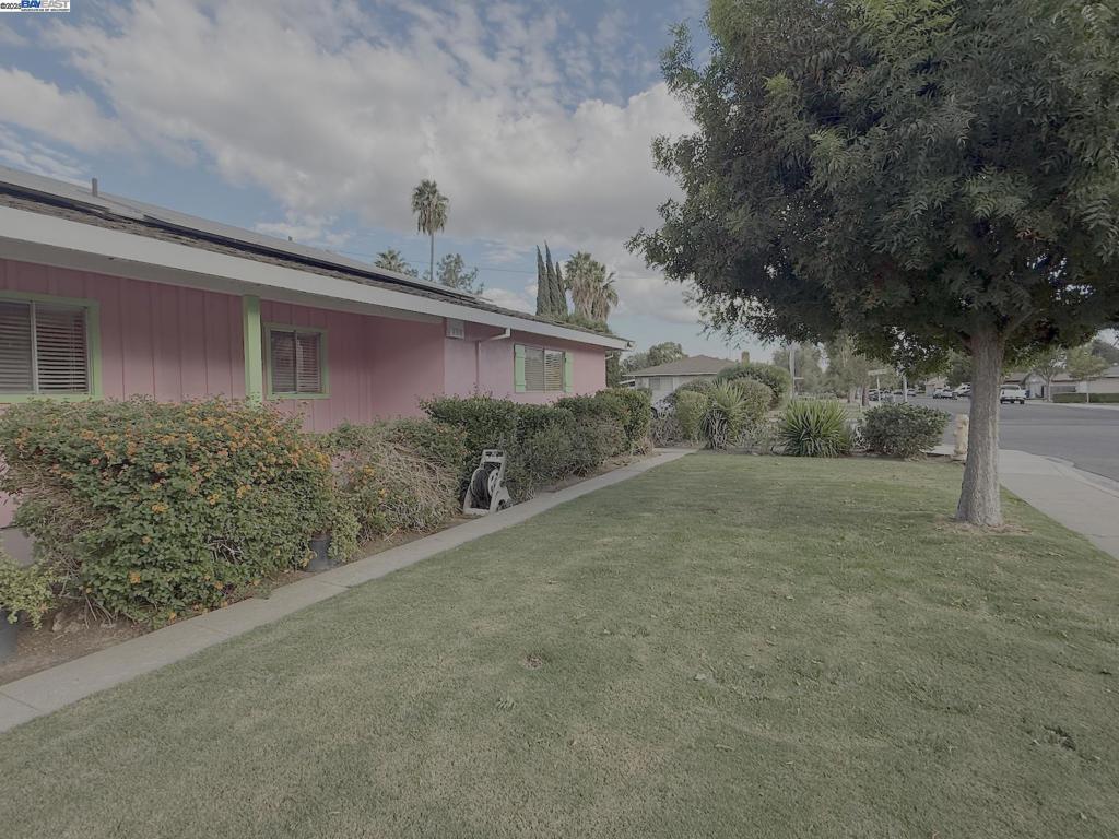 701 701 N 3Rd St, Patterson, CA 95363