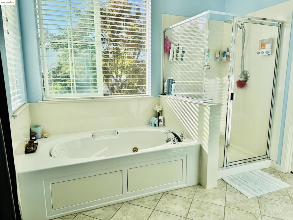 9332 Jacks Pl, Patterson, CA 95363