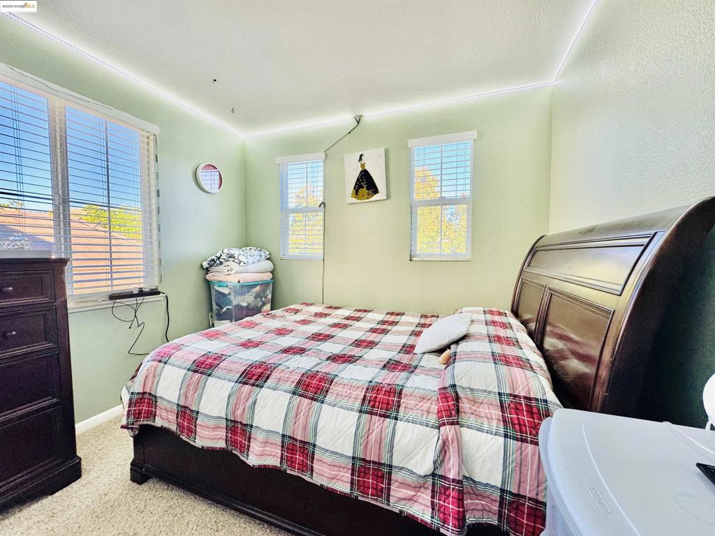 9332 Jacks Pl, Patterson, CA 95363