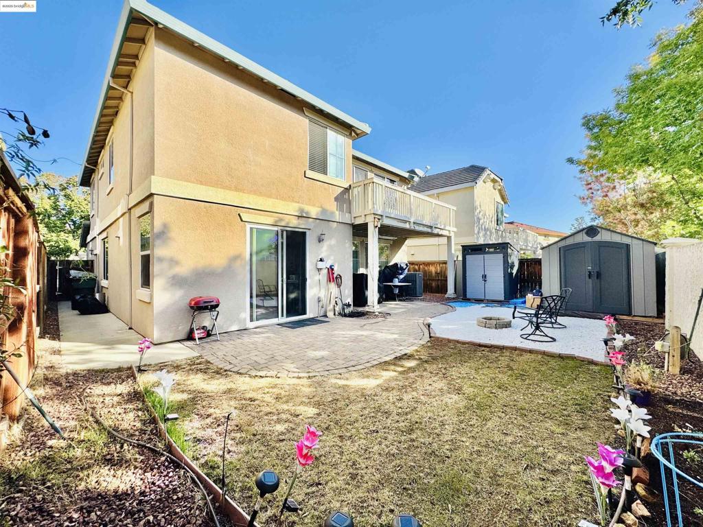 9332 Jacks Pl, Patterson, CA 95363