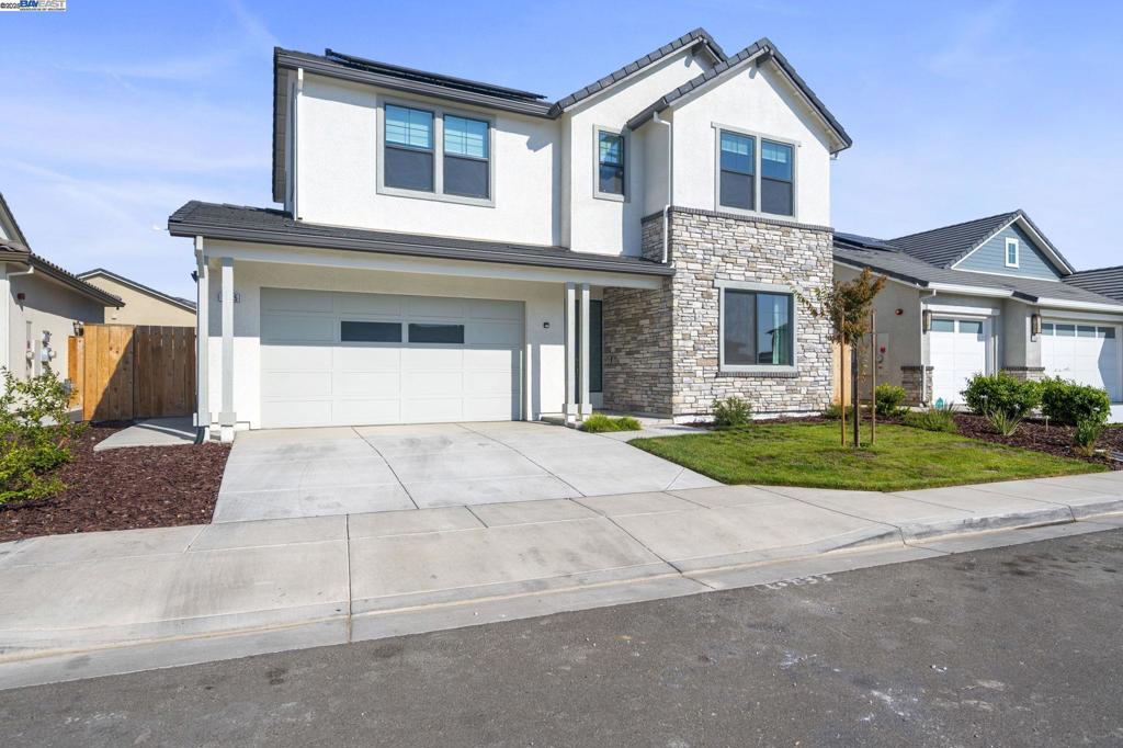 1605 Radiance Ln, Modesto, CA 95356