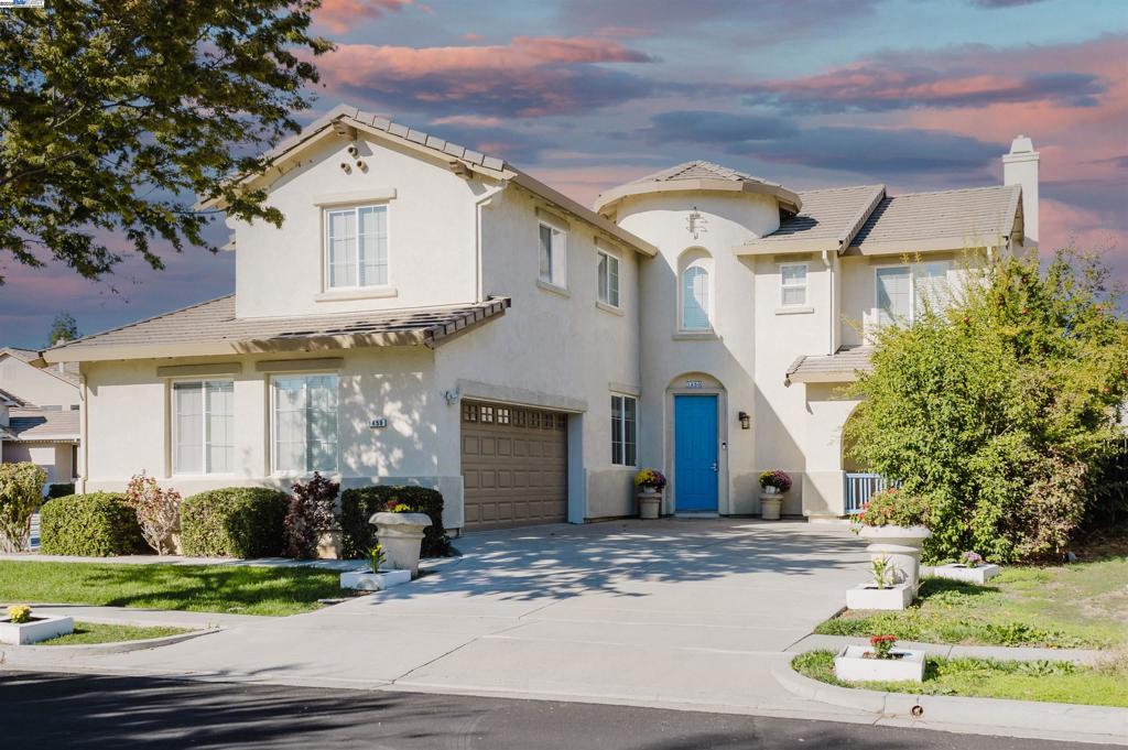 1459 Mesa Creek Dr, Patterson, CA 95363