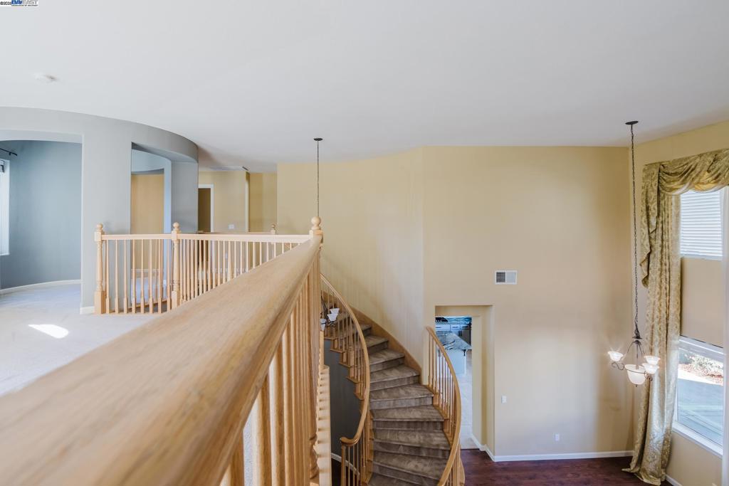 1459 Mesa Creek Dr, Patterson, CA 95363