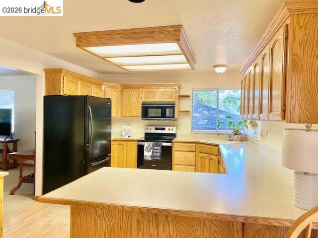 19621 Cottonwood St, Groveland, CA 95321-9372