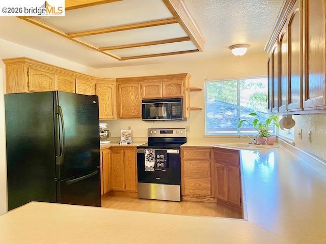 19621 Cottonwood St, Groveland, CA 95321-9372