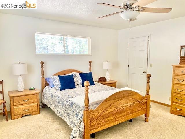 19621 Cottonwood St, Groveland, CA 95321-9372