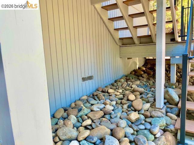 19621 Cottonwood St, Groveland, CA 95321-9372