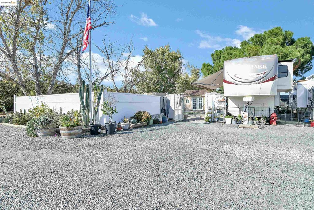 23701 23701 Marsh Creek Rd, Brentwood (CC), CA 94513