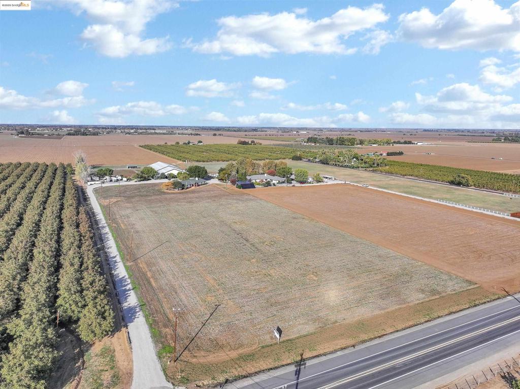 23701 23701 Marsh Creek Rd, Brentwood (CC), CA 94513