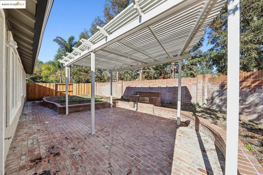 711 711 Thompsons DR, Brentwood (CC), CA 94513