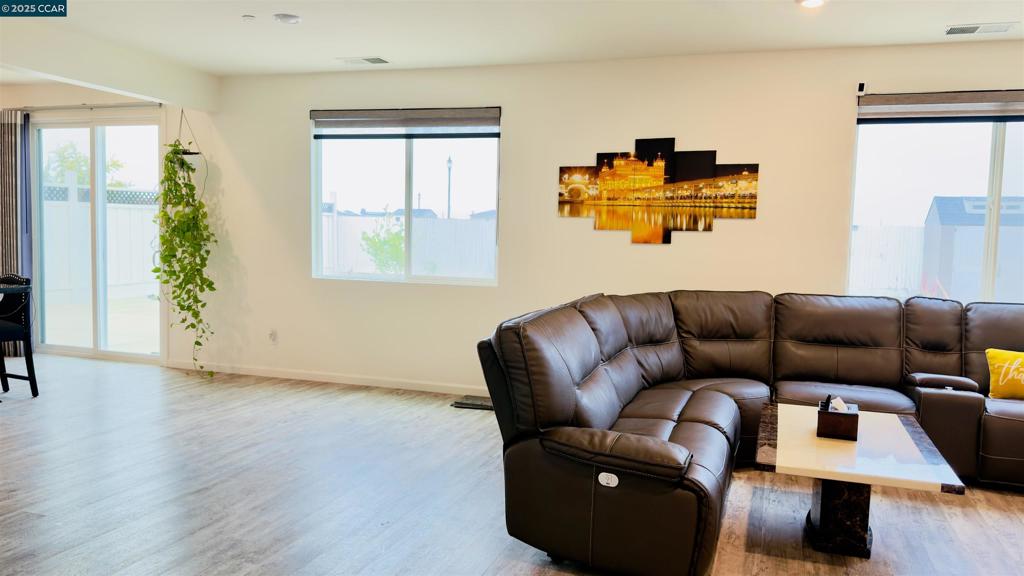 2026 Maiden Grass Ave, Manteca, CA 95337