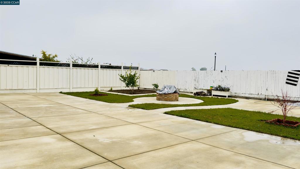 2026 Maiden Grass Ave, Manteca, CA 95337