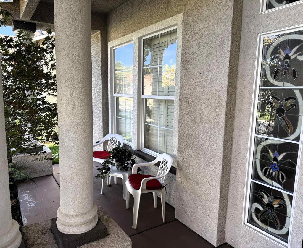 1349 Table Mountain Dr, Oakdale, CA 95361