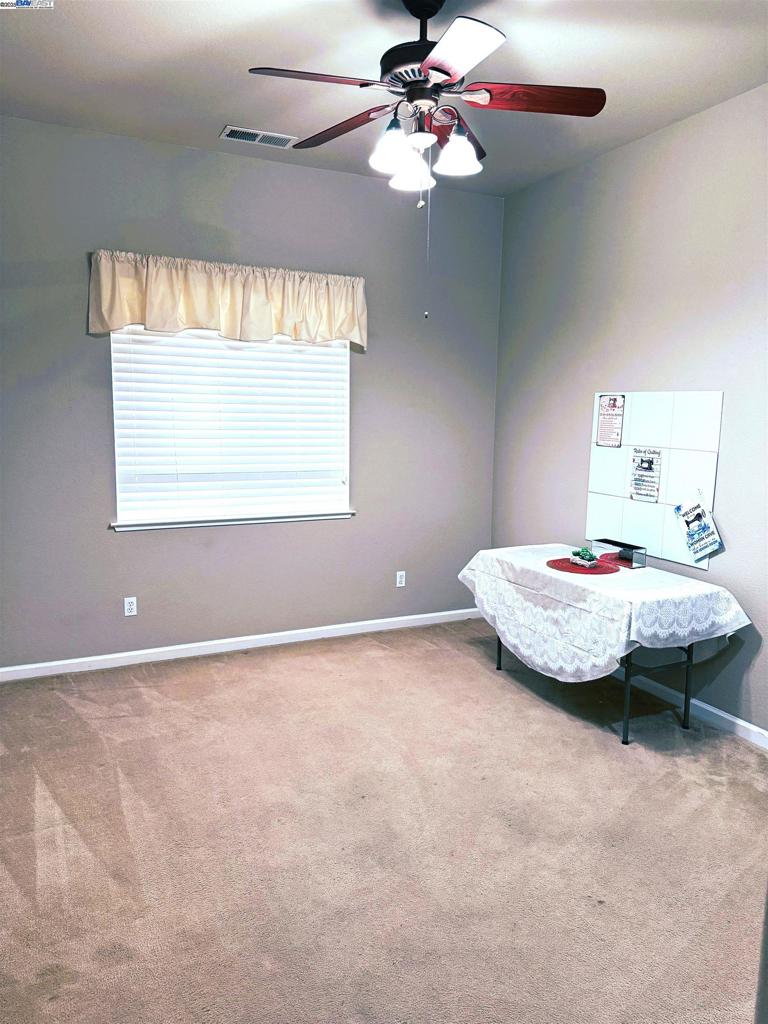 1349 Table Mountain Dr, Oakdale, CA 95361