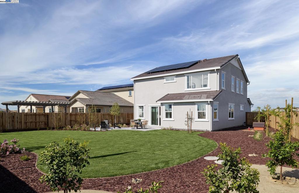 1567 Halo Place, Manteca, CA 95337