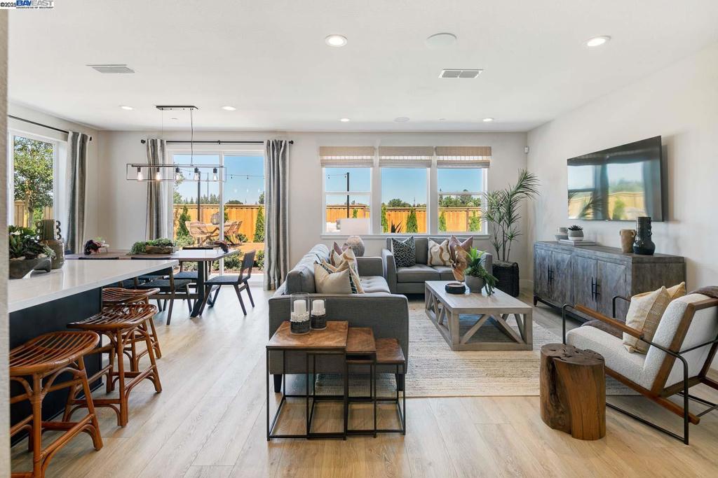 1342 Marceline Drive, Manteca, CA 95336