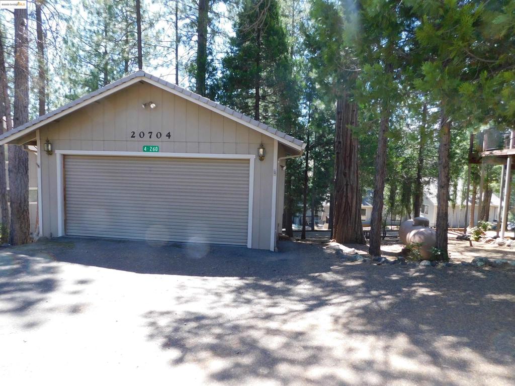 20704 Point View, Groveland, CA 95321-9588