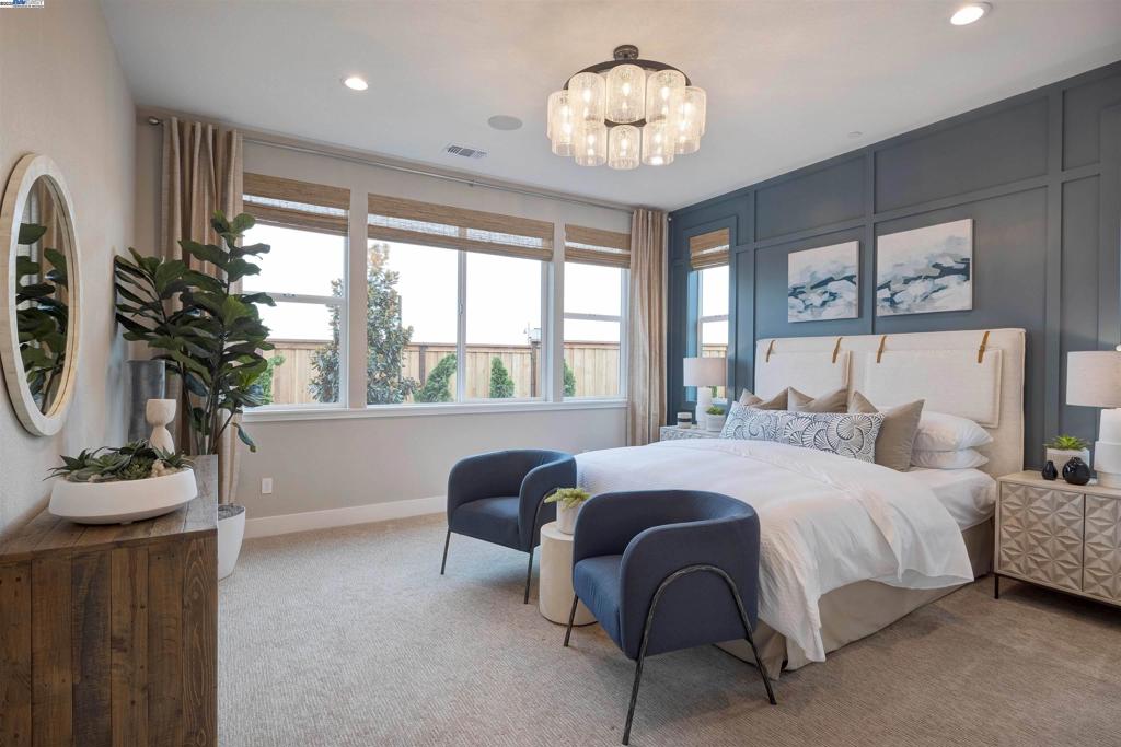 1371 Crescent Avenue, Manteca, CA 95336