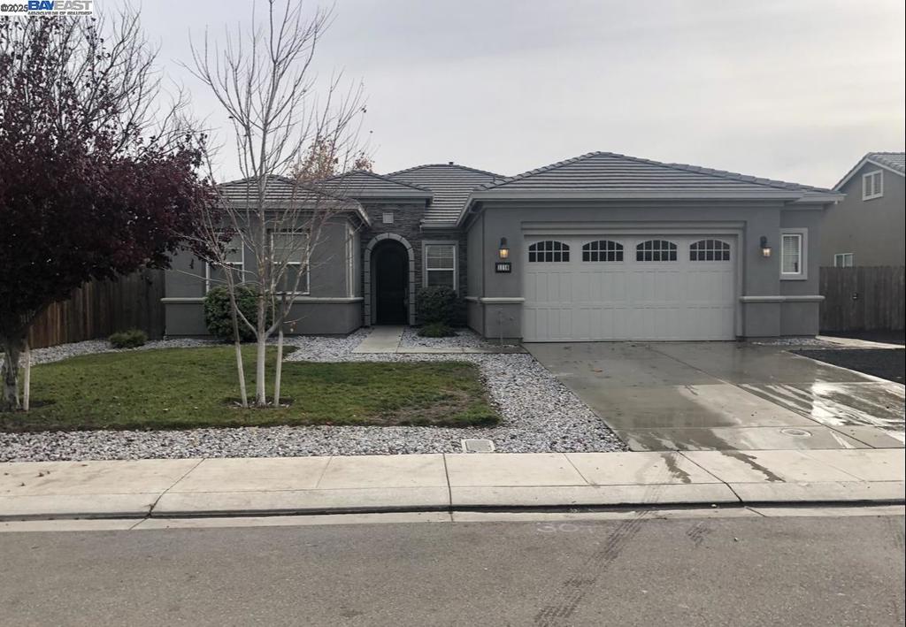 1110 Clearwater Creek Blvd, Manteca, CA 95336