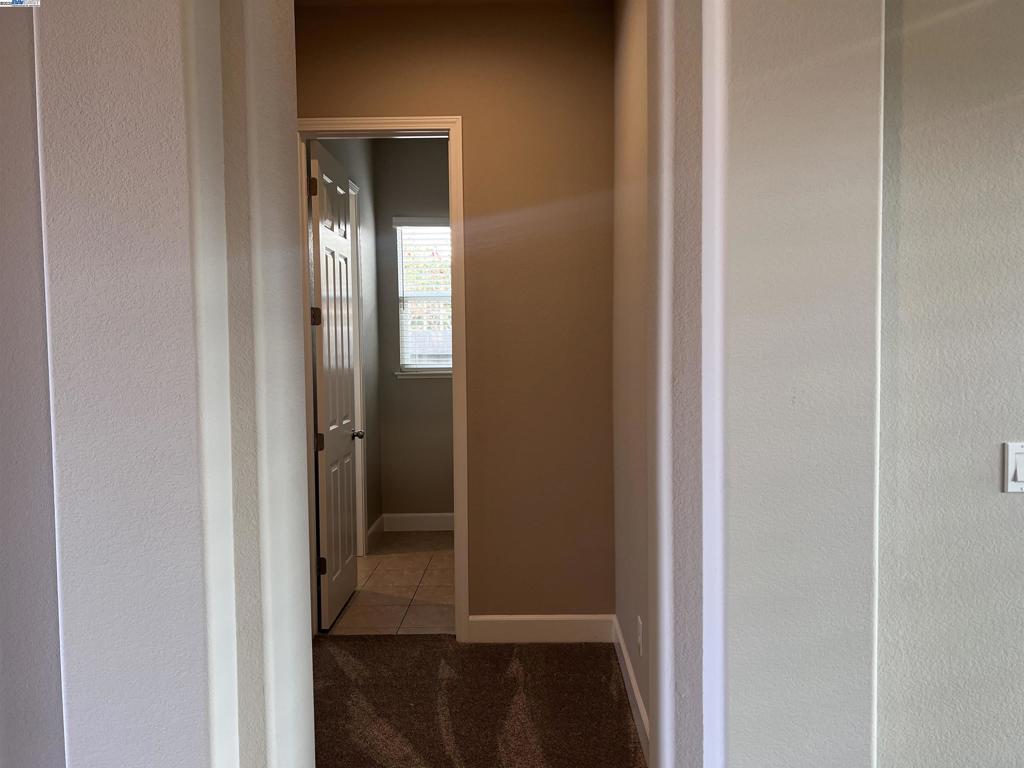 1110 Clearwater Creek Blvd, Manteca, CA 95336